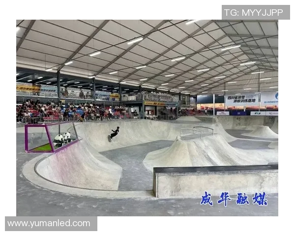 成都滑板精英赛回顾:成都滑板队展现出色力量与技巧的精彩表现